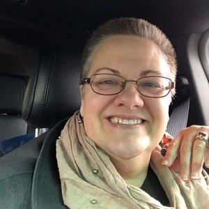 Meet your Posher, Karin